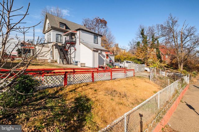 4820 PENN ST, Philadelphia, PA 19124