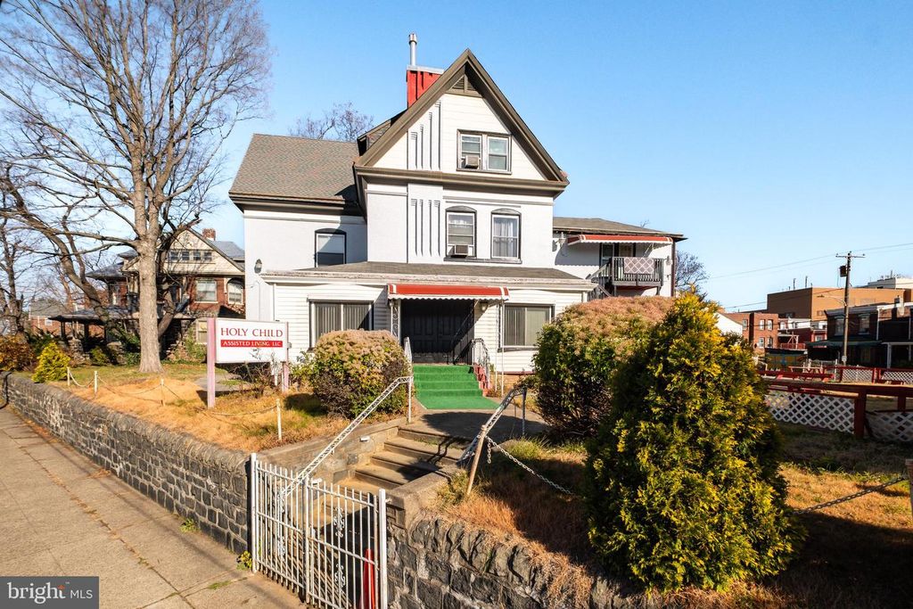 4820 PENN ST, Philadelphia, PA 19124