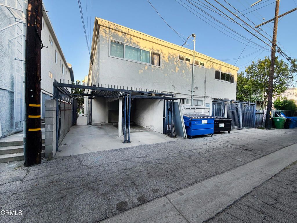 4227 Whitsett Avenue, Los Angeles, CA 91604 — photo 5