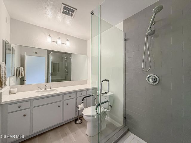 16150 Village 16 Drive, Camarillo, CA 93012