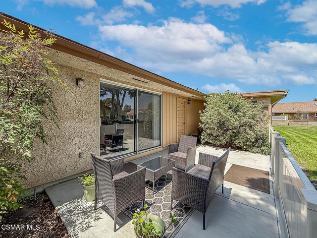 16150 Village 16 Drive, Camarillo, CA 93012