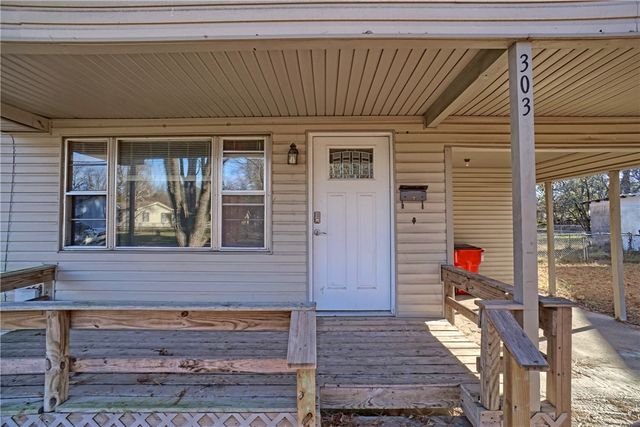 303 Hickory Street, Dardanelle, AR 72834