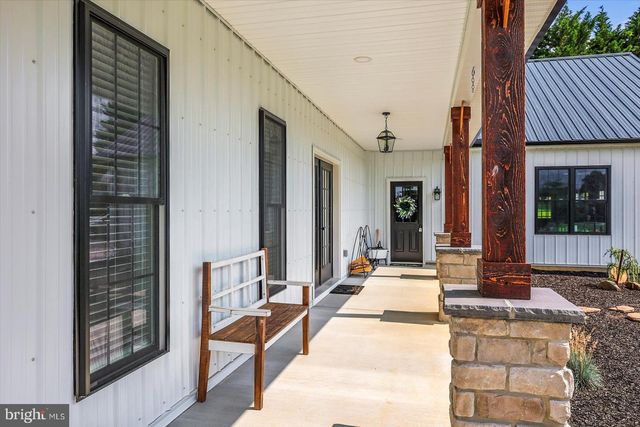 4340 LEE RD, Glenville, PA 17329