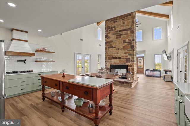 4340 LEE RD, Glenville, PA 17329