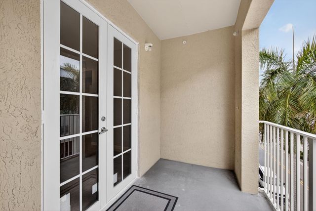 1203 Town Center Drive Drive 308, Jupiter, FL 33458