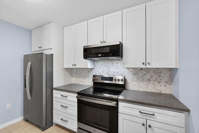 1203 Town Center Drive Drive 308, Jupiter, FL 33458