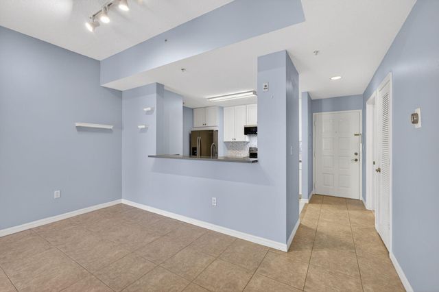 1203 Town Center Drive Drive 308, Jupiter, FL 33458