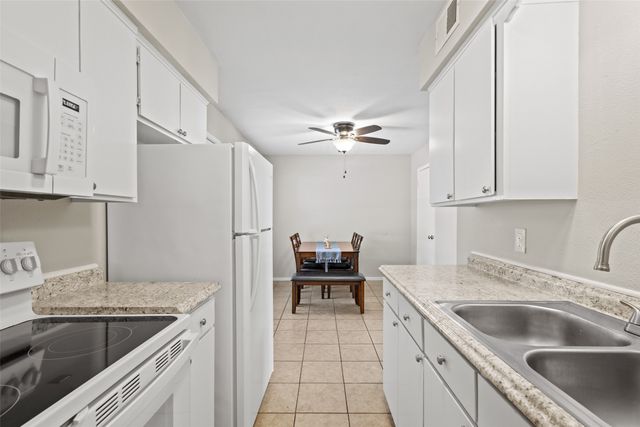 1905 W Morton Street 6, Denison, TX 75020