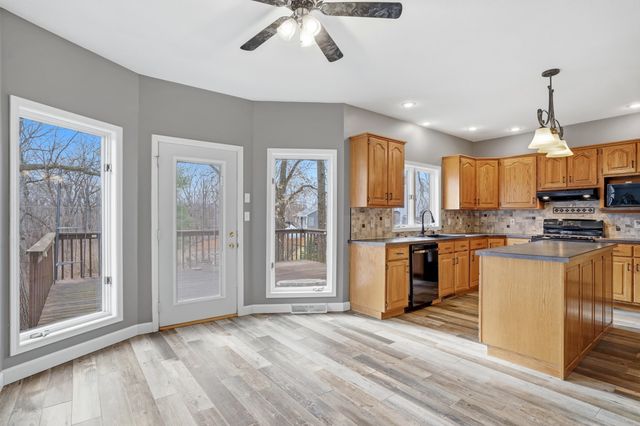 5109 ROSEWOOD CT, Columbia, MO 65203