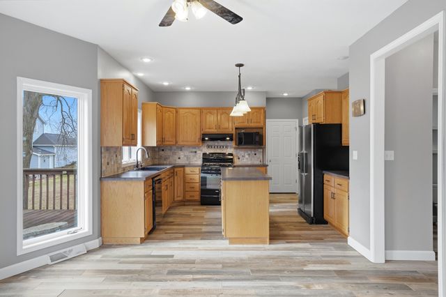 5109 ROSEWOOD CT, Columbia, MO 65203