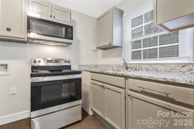 321 S Gardner Avenue 2, Charlotte, NC 28208