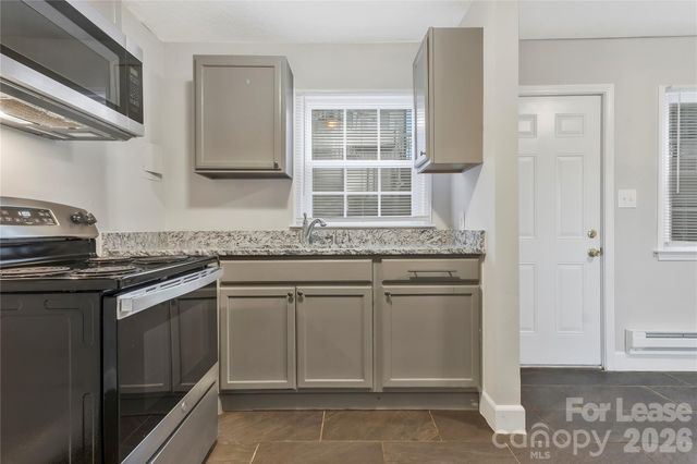 321 S Gardner Avenue 2, Charlotte, NC 28208