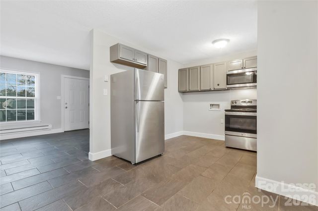321 S Gardner Avenue 2, Charlotte, NC 28208