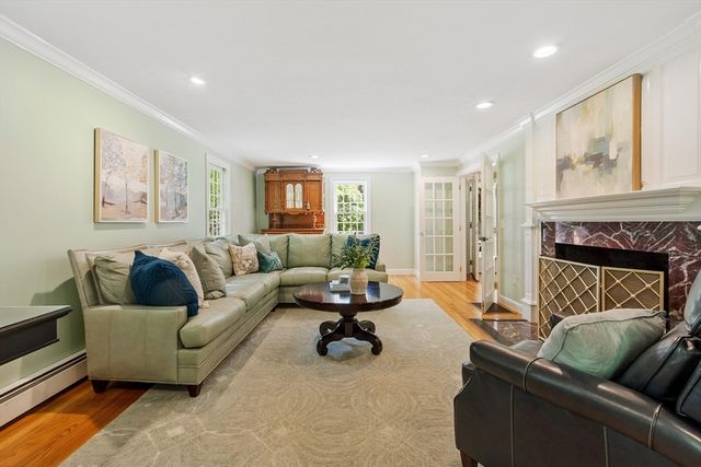158 Kettle Hole Rd, Bolton, MA 01740