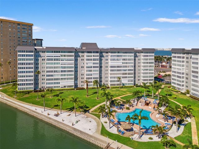 5130 BRITTANY DRIVE S 808, St Petersburg, FL 33715