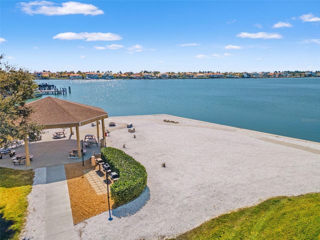 5130 BRITTANY DRIVE S 808, St Petersburg, FL 33715