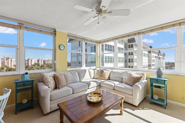 5130 BRITTANY DRIVE S 808, St Petersburg, FL 33715