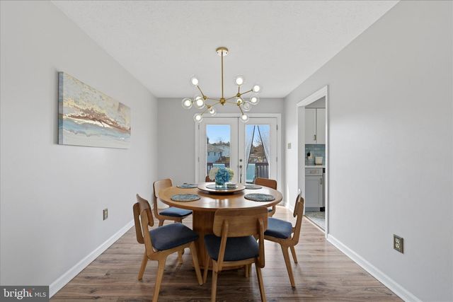 203 IVORY DR, Stephens City, VA 22655