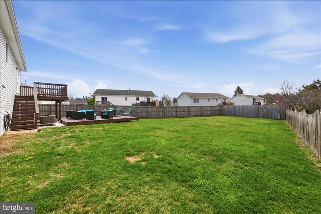 203 IVORY DR, Stephens City, VA 22655