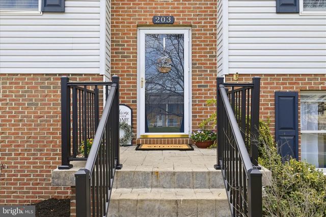 203 IVORY DR, Stephens City, VA 22655