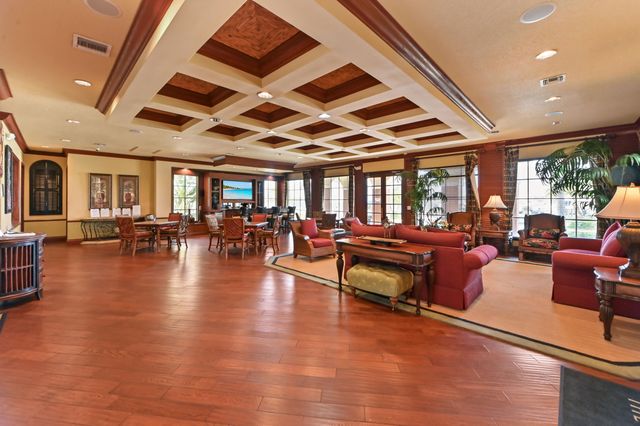 140 Yacht Club Way 307, Hypoluxo, FL 33462