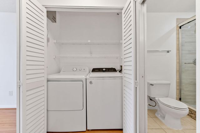 140 Yacht Club Way 307, Hypoluxo, FL 33462