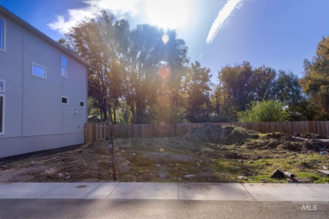 4329 N Life Tree Ln., Garden City, ID 83714