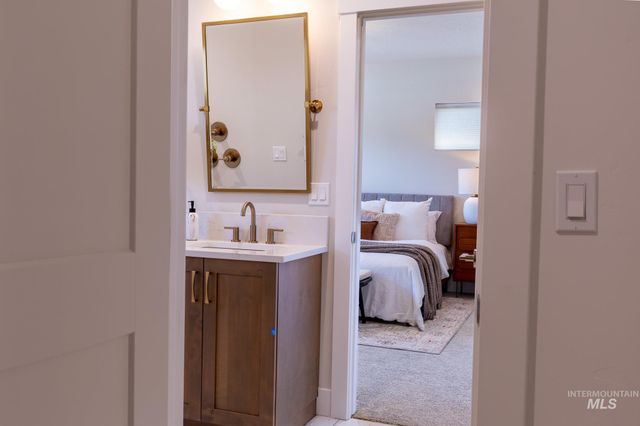 4329 N Life Tree Ln., Garden City, ID 83714