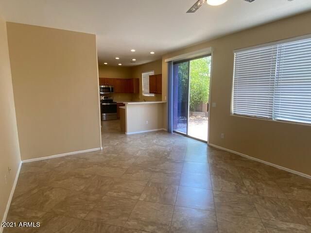 8927 E CRESCENT Avenue, Mesa, AZ 85208
