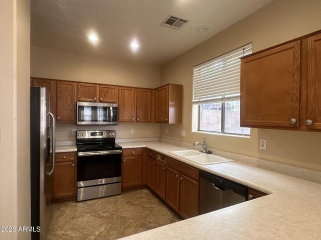 8927 E CRESCENT Avenue, Mesa, AZ 85208
