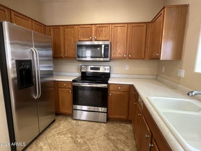 8927 E CRESCENT Avenue, Mesa, AZ 85208