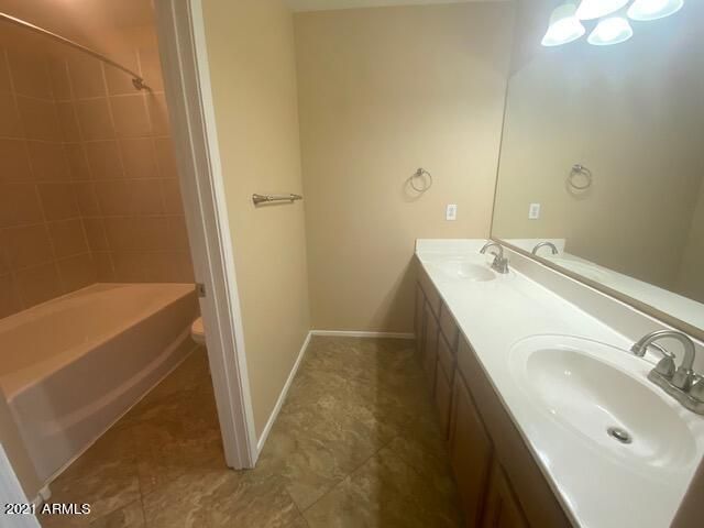 8927 E CRESCENT Avenue, Mesa, AZ 85208