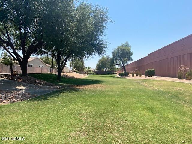 8927 E CRESCENT Avenue, Mesa, AZ 85208
