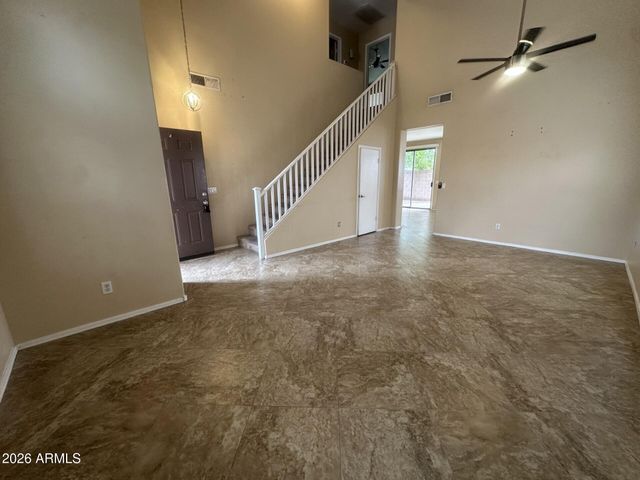 8927 E CRESCENT Avenue, Mesa, AZ 85208