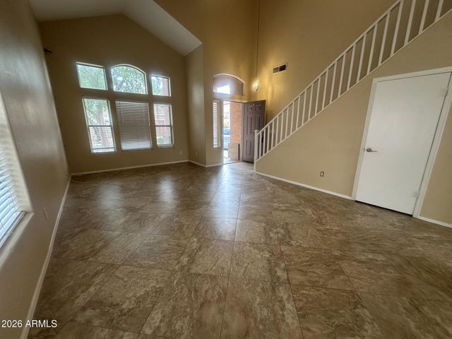 8927 E CRESCENT Avenue, Mesa, AZ 85208