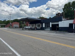 503 Main St, Oliver Springs, TN 37840