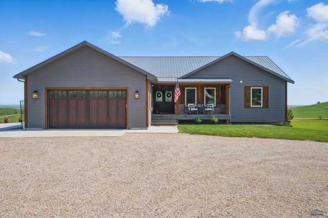 7536 WHITETAIL DR, Sturgis, SD 57785