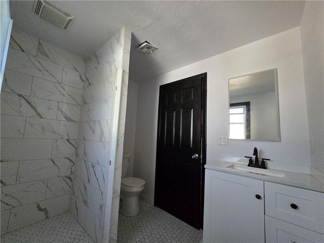 806 W 2nd Street, Pittsburg, KS 66762