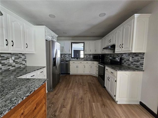 806 W 2nd Street, Pittsburg, KS 66762