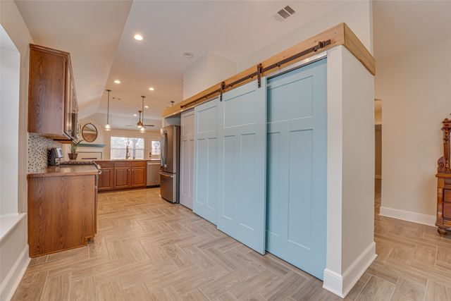 217 Arabian Road, Waxahachie, TX 75165