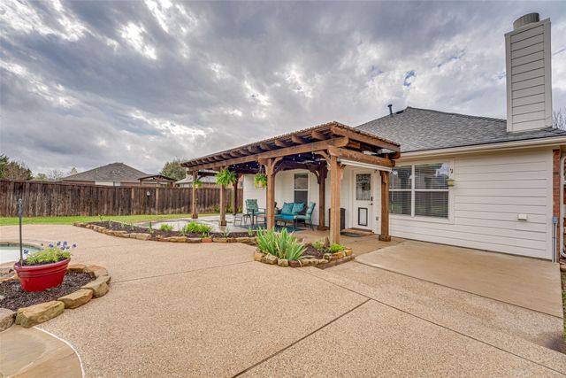 217 Arabian Road, Waxahachie, TX 75165