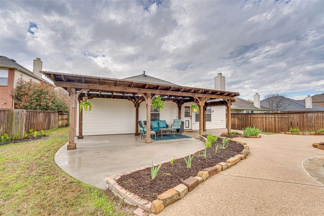 217 Arabian Road, Waxahachie, TX 75165