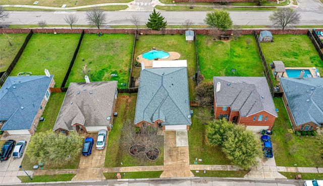 217 Arabian Road, Waxahachie, TX 75165