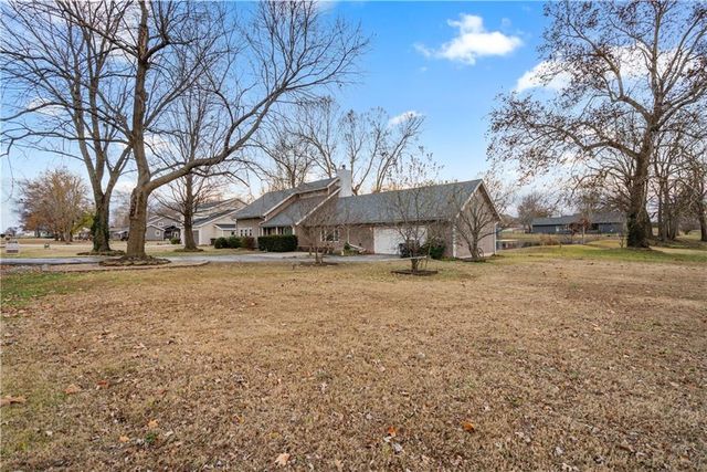 3029 Majestic Drive, Independence, KS 67301