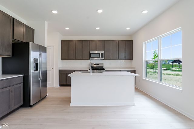 8609 Meadowlands Court, Plainfield, IN 46168