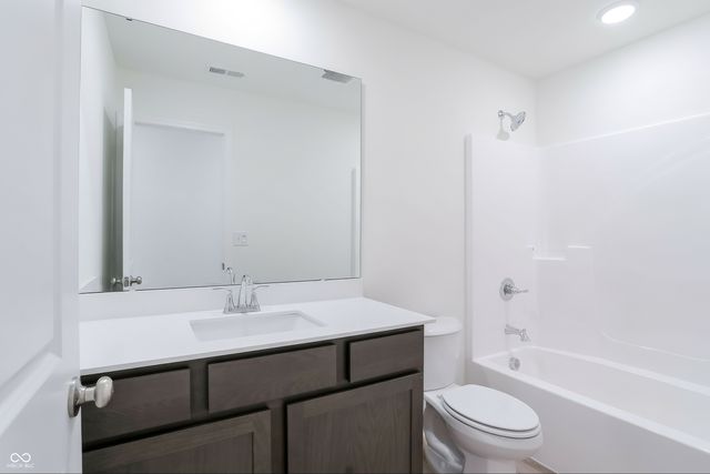 8609 Meadowlands Court, Plainfield, IN 46168