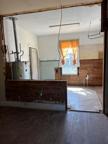 4311 Bernardo De Galvez Avenue, Galveston, TX 77550