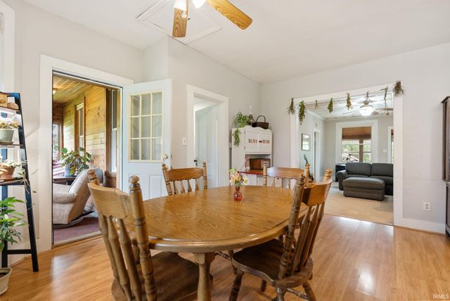 1054 N Seminary Street, Roanoke, IN 46783
