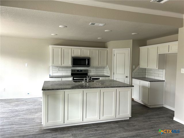 3314 Lake Road, Killeen, TX 76543