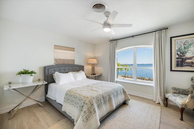 949 SUNCREST LANE, Englewood, FL 34223